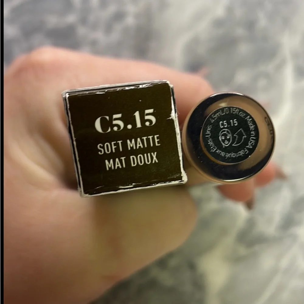 New‎ Morphe Fluidity Concealer C5.15